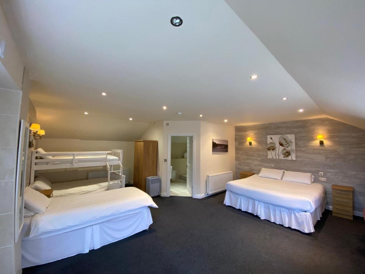 Dudsbury Golf Club - Hotel And Spa เฟิร์นดาวน์ ภายนอก รูปภาพ