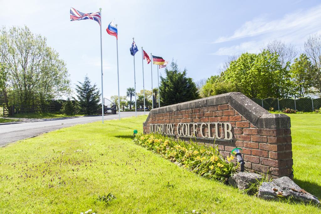 Dudsbury Golf Club - Hotel And Spa เฟิร์นดาวน์ ภายนอก รูปภาพ